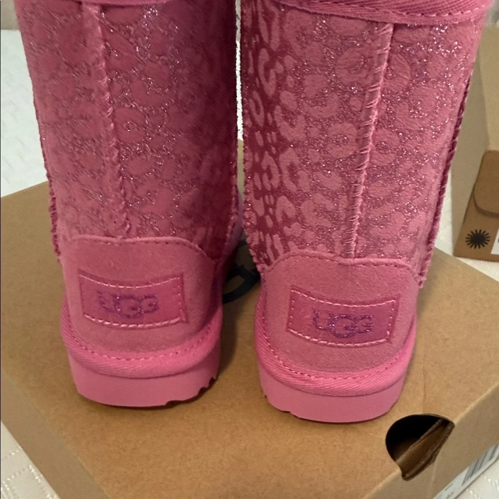 UGG Classic Glitter Leopard Boots - Pink - Picture 4 of 5